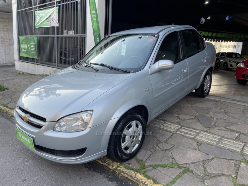 CLASSIC 1.0 MPFI LS 8V FLEX 4P MANUAL - 2011 - BENTO GONçALVES