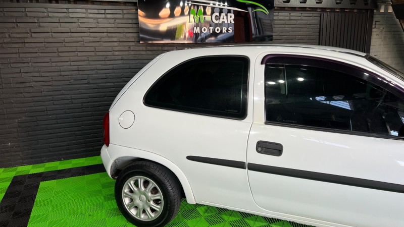 CORSA 1.0 MPFI WIND 8V GASOLINA 2P MANUAL - 2001 - FELIZ