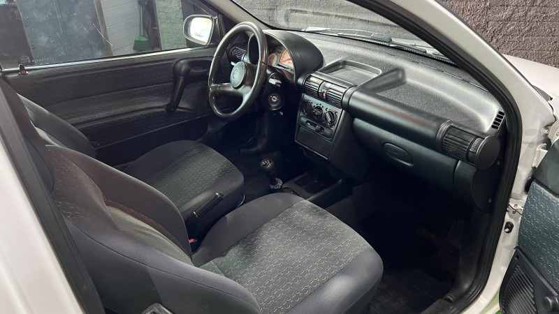 CORSA 1.0 MPFI WIND 8V GASOLINA 2P MANUAL - 2001 - FELIZ
