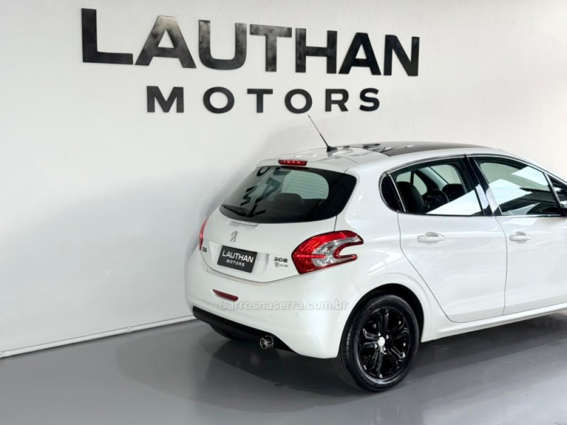 208 1.6 GRIFFE 16V FLEX 4P AUTOMÁTICO - 2014 - NOVO HAMBURGO