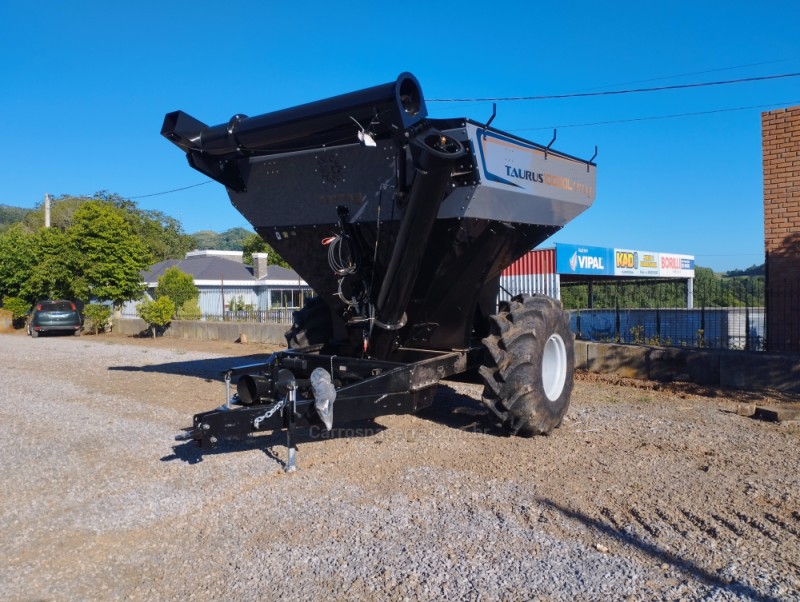 carreta graneleira  2025 guapore