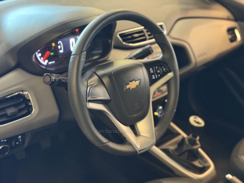 ONIX 1.0 LT 12V FLEX 4P MANUAL - 2019 - CARLOS BARBOSA