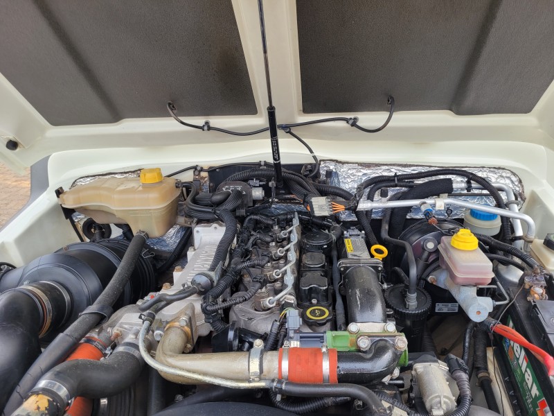 T4 3.2 TGV 4X4 16V TURBO DIESEL 2P MANUAL - 2013 - CARLOS BARBOSA