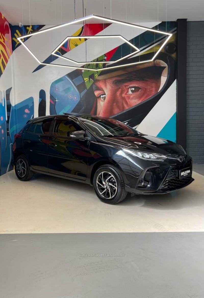 YARIS 1.5 XLS FLEX 4P AUTOMÁTICO