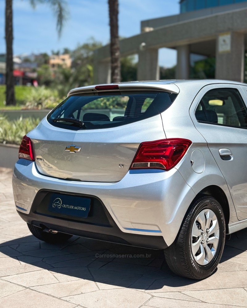 ONIX 1.0 MPFI LT 8V FLEX 4P MANUAL - 2019 - NOVO HAMBURGO