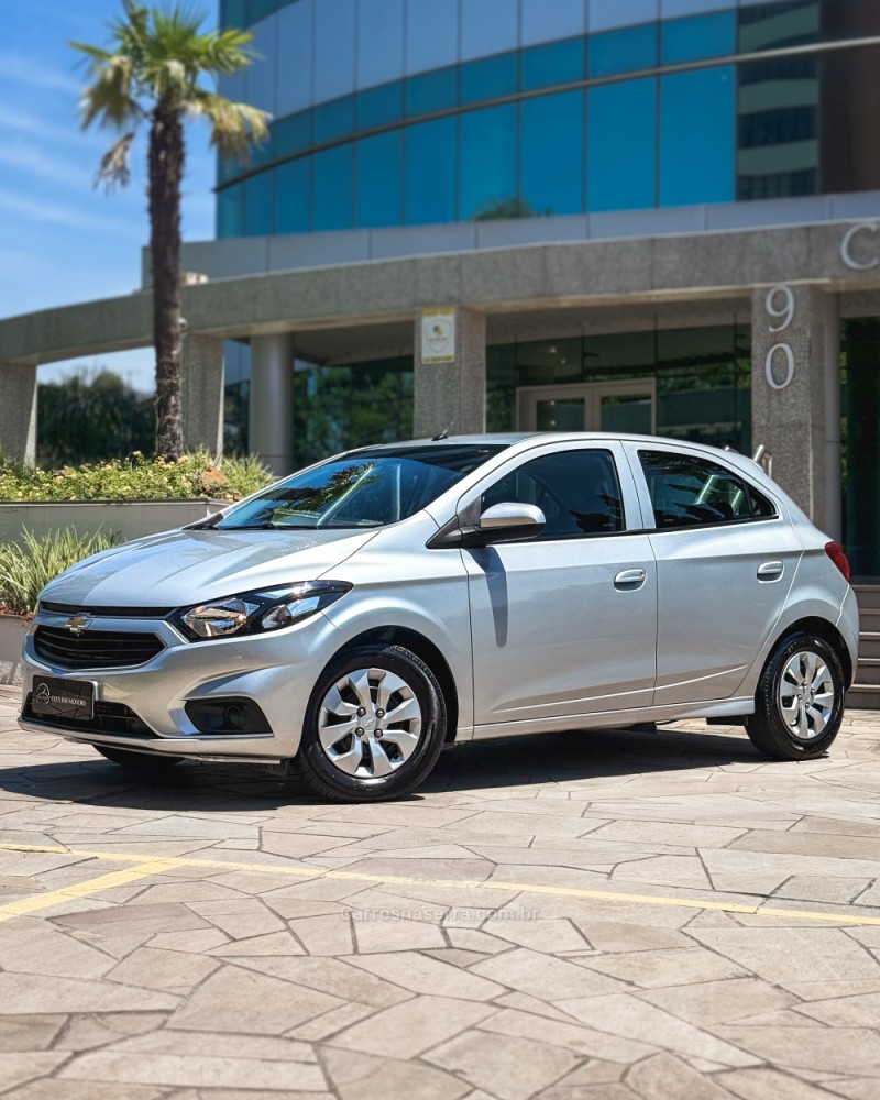 ONIX 1.0 MPFI LT 8V FLEX 4P MANUAL - 2019 - NOVO HAMBURGO