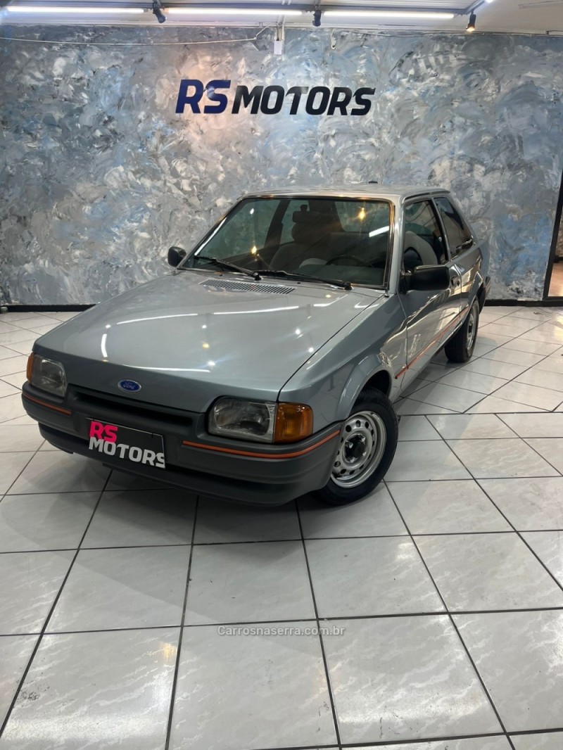 ESCORT 1.0 HOBBY 8V GASOLINA 2P MANUAL