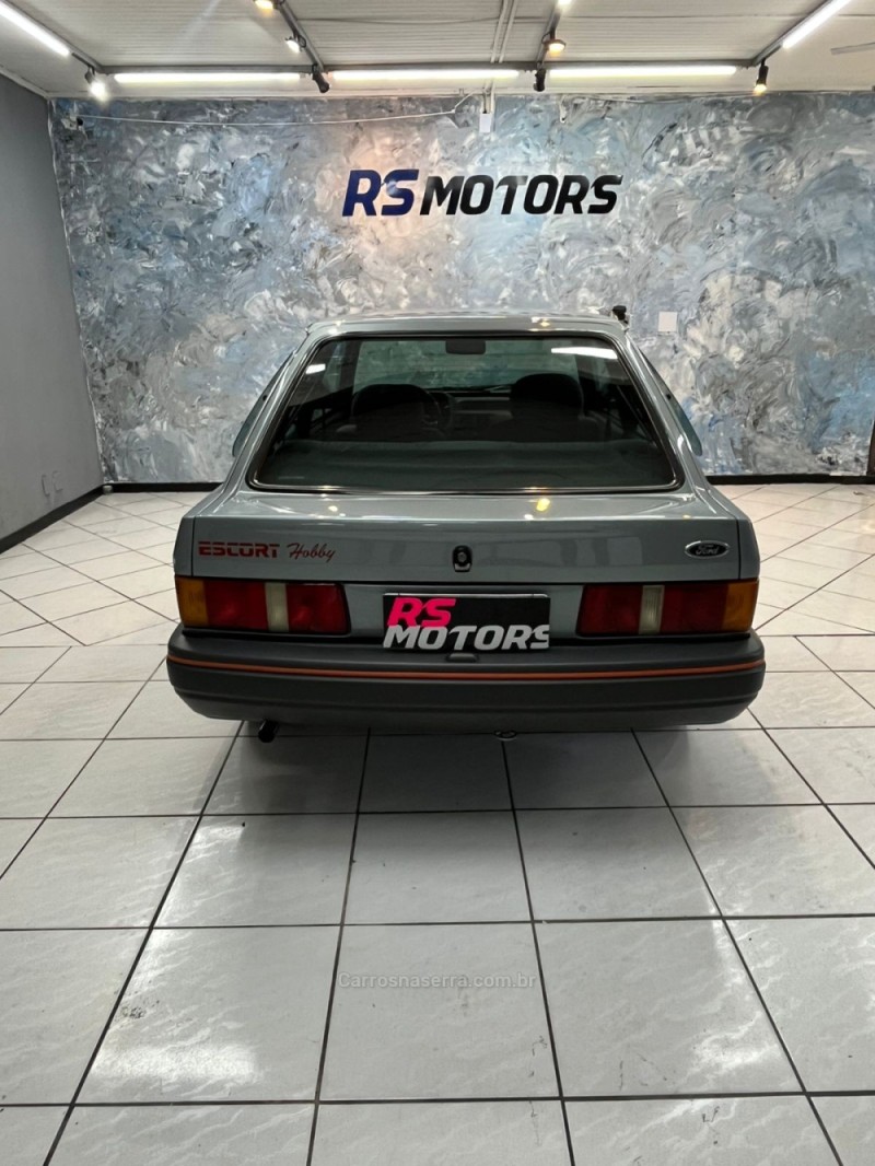 ESCORT 1.0 HOBBY 8V GASOLINA 2P MANUAL - 1994 - CAXIAS DO SUL