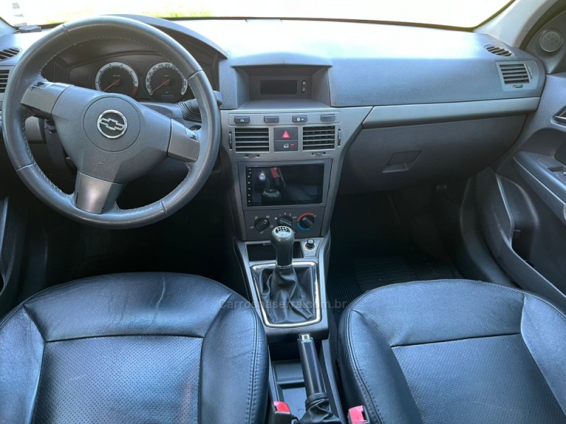 VECTRA 2.0 MPFI GT HATCH 8V FLEX 4P MANUAL - 2010 - BENTO GONçALVES