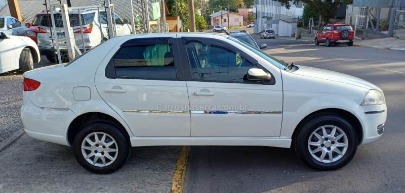 SIENA 1.4 MPI FIRE ELX 8V FLEX 4P MANUAL - 2009 - FARROUPILHA