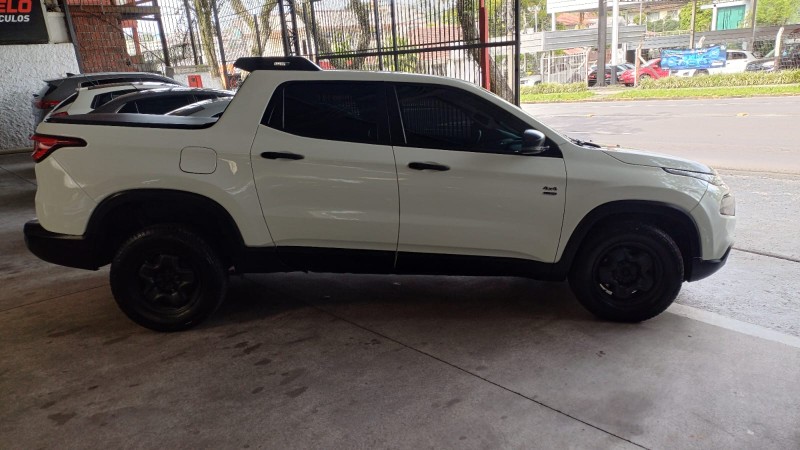 TORO 2.0 16V TURBO FREEDOM 4X4 DIESEL 4P MANUAL - 2018 - CAXIAS DO SUL