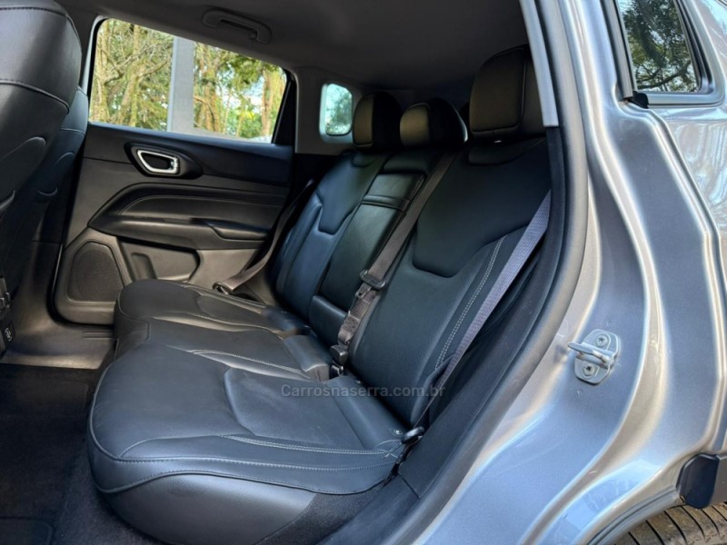 COMPASS 1.3 LONGITUDE T270 16V TURBO FLEX 4P AUTOMÁTICO - 2024 - DOIS IRMãOS