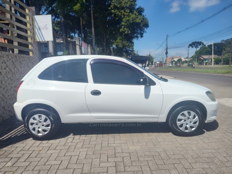 CELTA 1.0 MPFI LS 8V FLEX 2P MANUAL - 2013 - CANELA