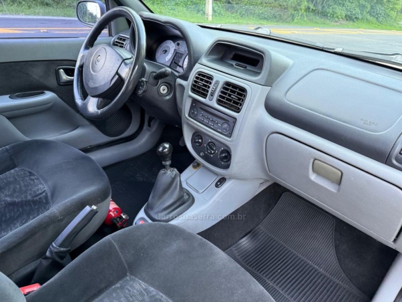 CLIO 1.0 PRIVILÉGE SEDAN 16V FLEX 4P MANUAL - 2008 - IVOTI