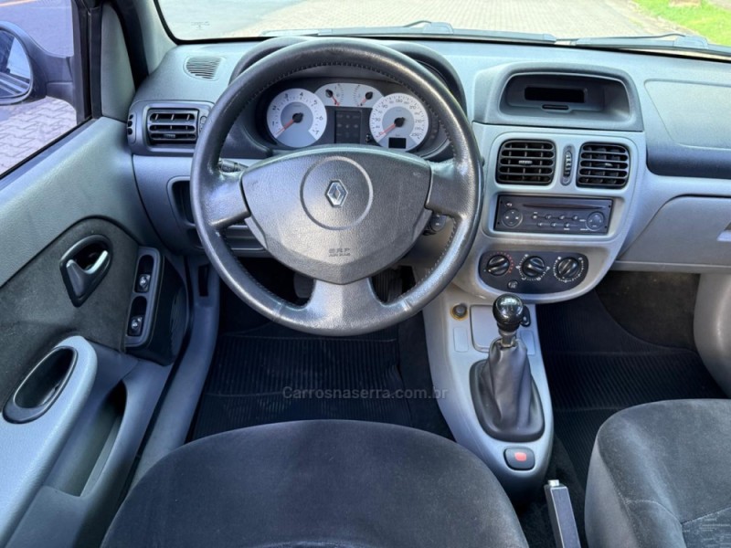 CLIO 1.0 PRIVILÉGE SEDAN 16V FLEX 4P MANUAL - 2008 - IVOTI