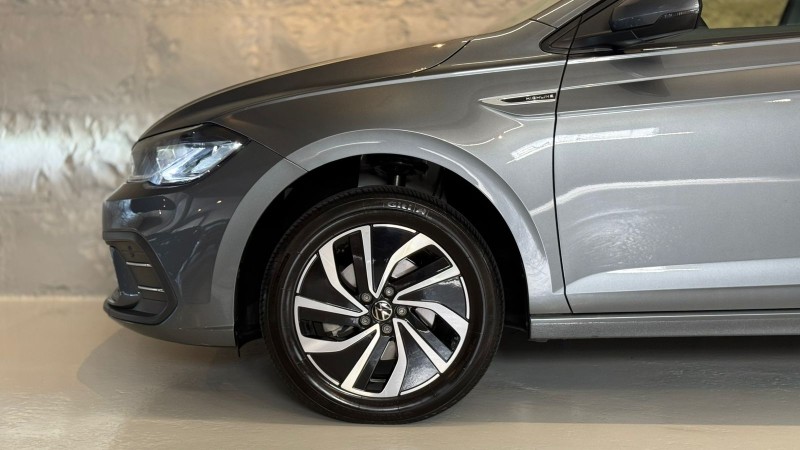 POLO 1.0 170 TSI 12V HIGHLINE FLEX 4P AUTOMÁTICO - 2025 - CAXIAS DO SUL