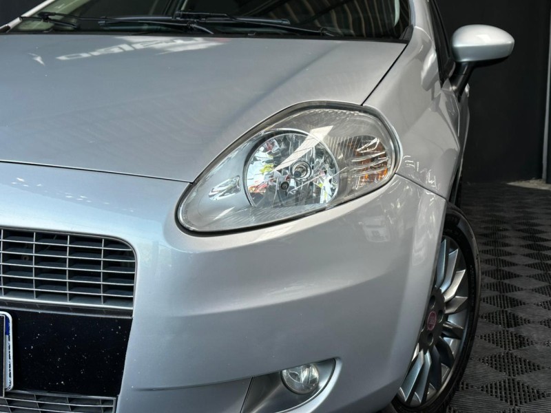 PUNTO 1.8 HLX 8V FLEX 4P MANUAL - 2008 - CAXIAS DO SUL