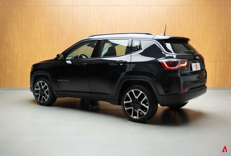 COMPASS 2.0 16V FLEX LIMITED AUTOMÁTICO - 2021 - GARIBALDI