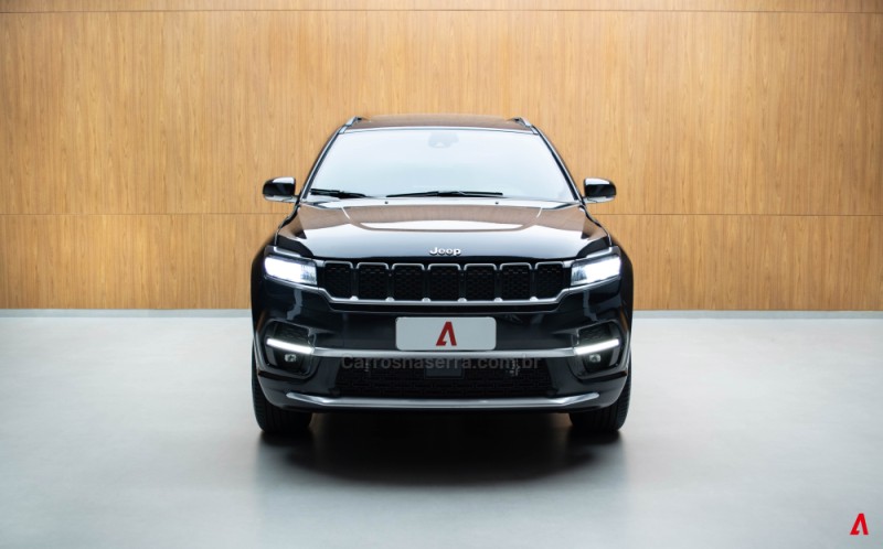 COMMANDER 1.3 OVERLAND T270 16V 4X2 TURBO FLEX 4P AUTOMÁTICO - 2023 - GARIBALDI