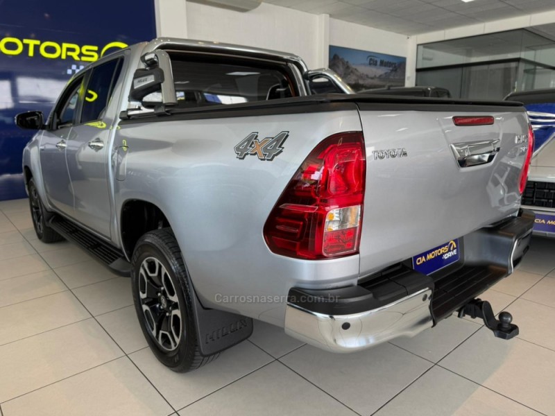 HILUX 2.8 SRV 4X4 CD 16V DIESEL 4P AUTOMÁTICO - 2023 - SãO LEOPOLDO