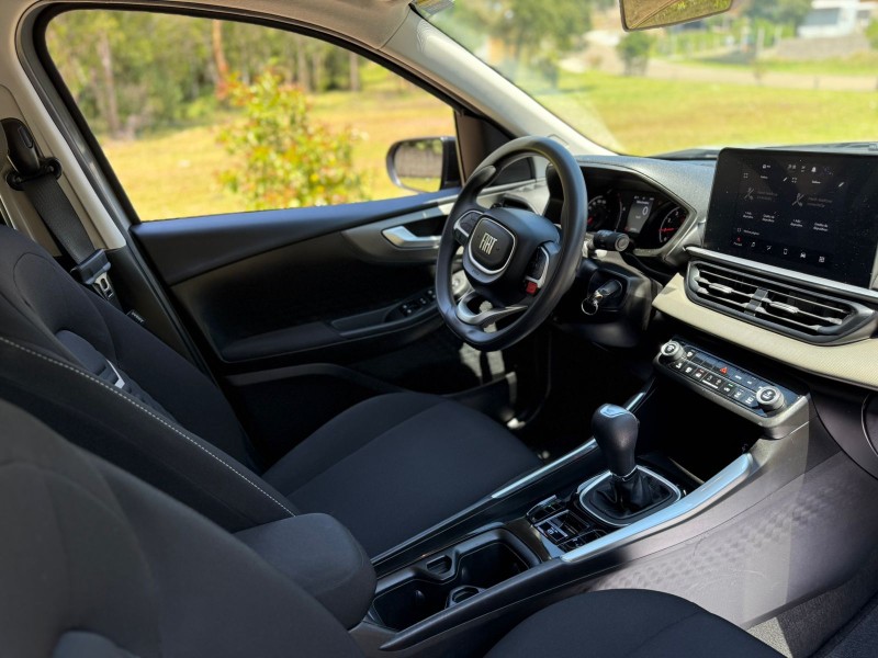 FASTBACK  - 2024 - CANELA