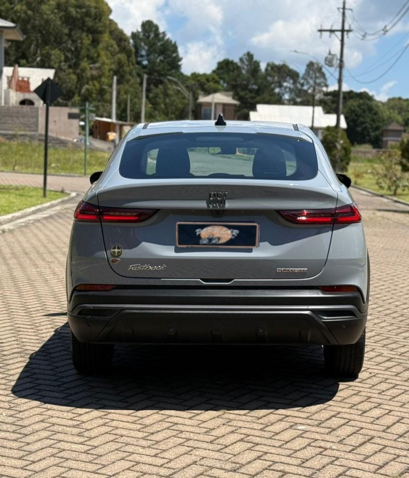 FASTBACK  - 2024 - CANELA