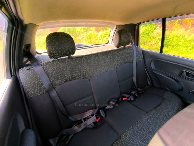 CLIO 1.0 EXPRESSION 16V FLEX 4P MANUAL - 2014 - CAXIAS DO SUL