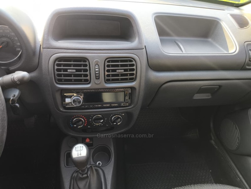 CLIO 1.0 EXPRESSION 16V FLEX 4P MANUAL - 2014 - CAXIAS DO SUL