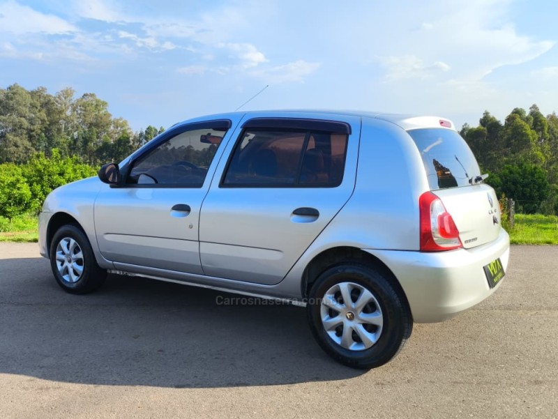 CLIO 1.0 EXPRESSION 16V FLEX 4P MANUAL - 2014 - CAXIAS DO SUL