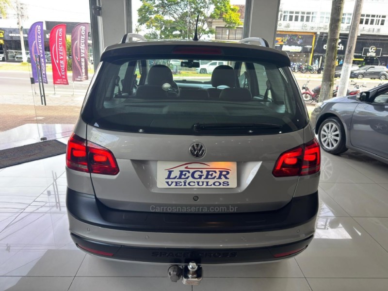 SPACE CROSS 1.6 MI 8V FLEX 4P MANUAL - 2014 - SãO LEOPOLDO