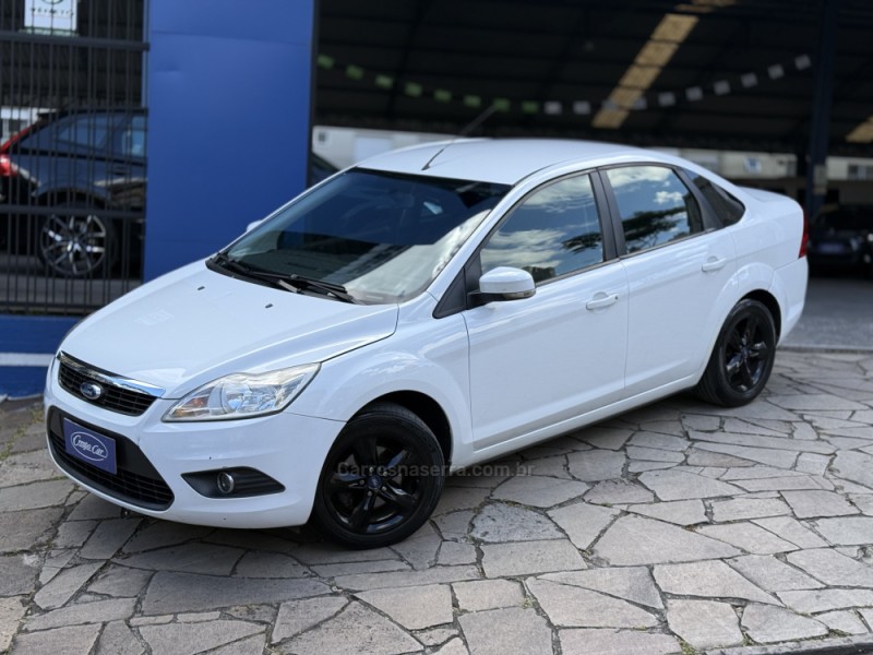 focus 2.0 glx sedan 16v flex 4p manual 2010 caxias do sul