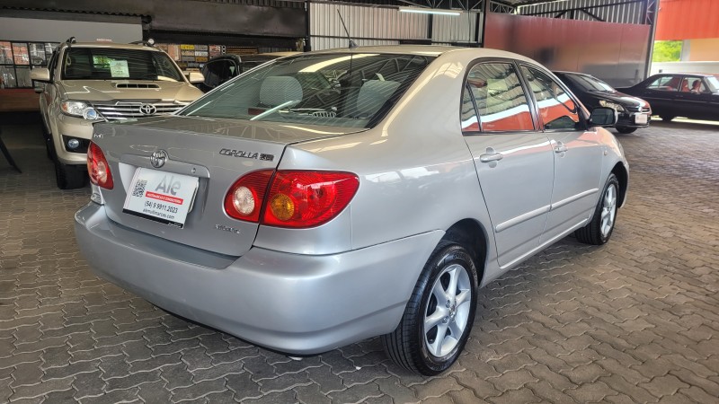 COROLLA 1.6 XLI 16V GASOLINA 4P AUTOMÁTICO - 2004 - GARIBALDI