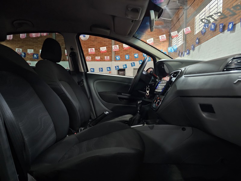 PUNTO 1.4 ELX 8V FLEX 4P MANUAL - 2010 - CAXIAS DO SUL