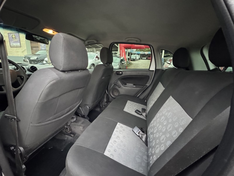 FIESTA 1.6 MPI HATCH 8V FLEX 4P MANUAL - 2011 - DOIS IRMãOS