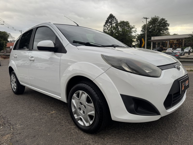 FIESTA 1.6 MPI HATCH 8V FLEX 4P MANUAL - 2011 - DOIS IRMãOS