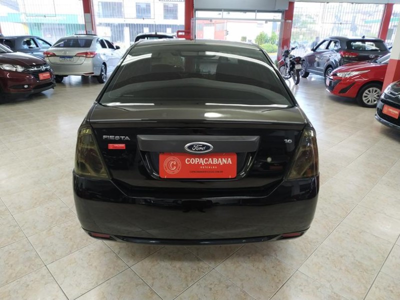 FIESTA 1.6 ROCAM SE SEDAN 8V FLEX 4P MANUAL - 2012 - CAXIAS DO SUL