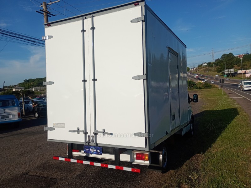 MASTER 2.5 DCI CHASSI CABINE L2H1 16V DIESEL 2P MANUAL - 2013 - FARROUPILHA