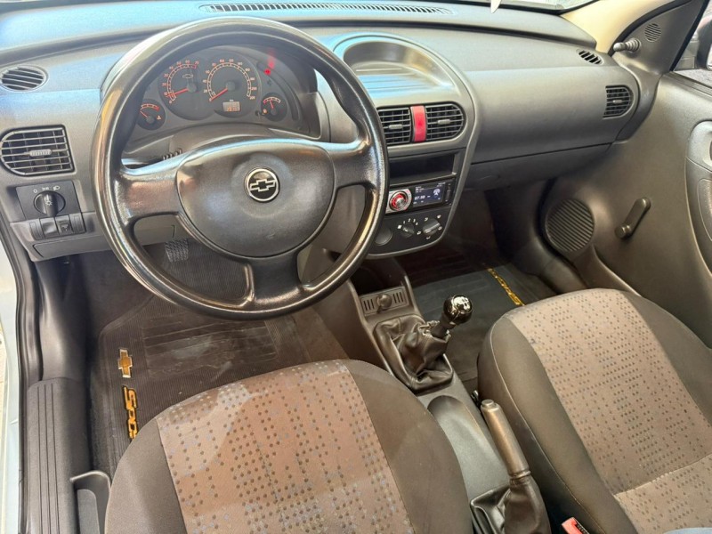 MONTANA 1.4 MPFI CONQUEST CS 8V FLEX 2P MANUAL - 2010 - FARROUPILHA