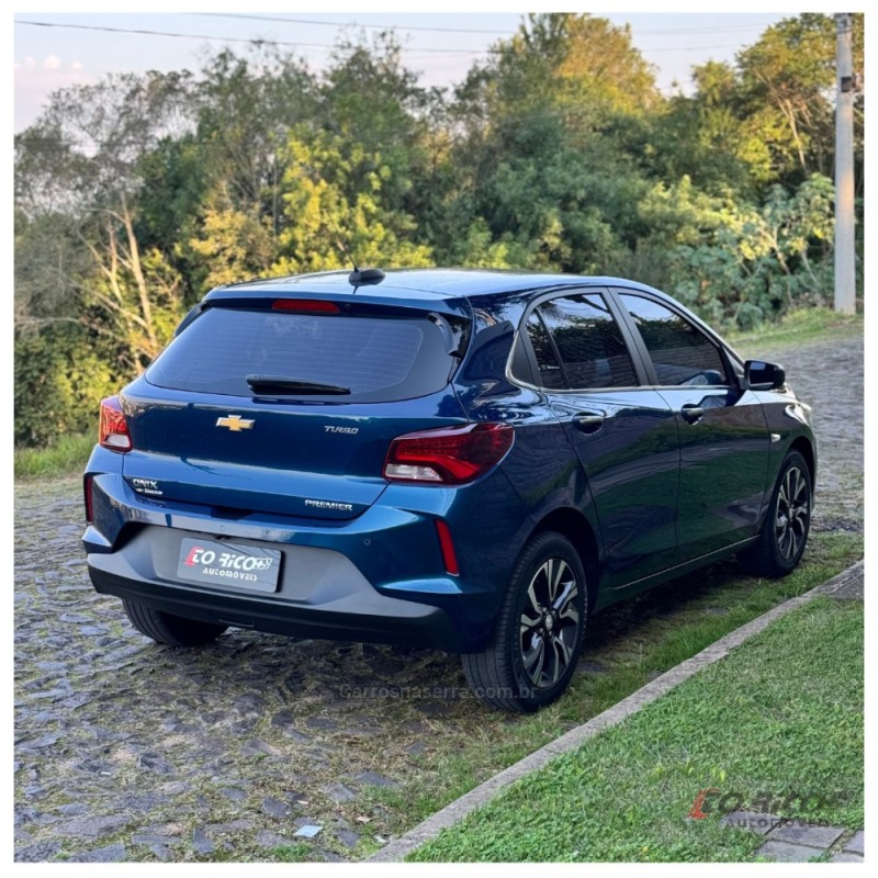 ONIX 1.0 PREMIER 12V TURBO FLEX 4P AUTOMÁTICO - 2023 - CAMPO BOM