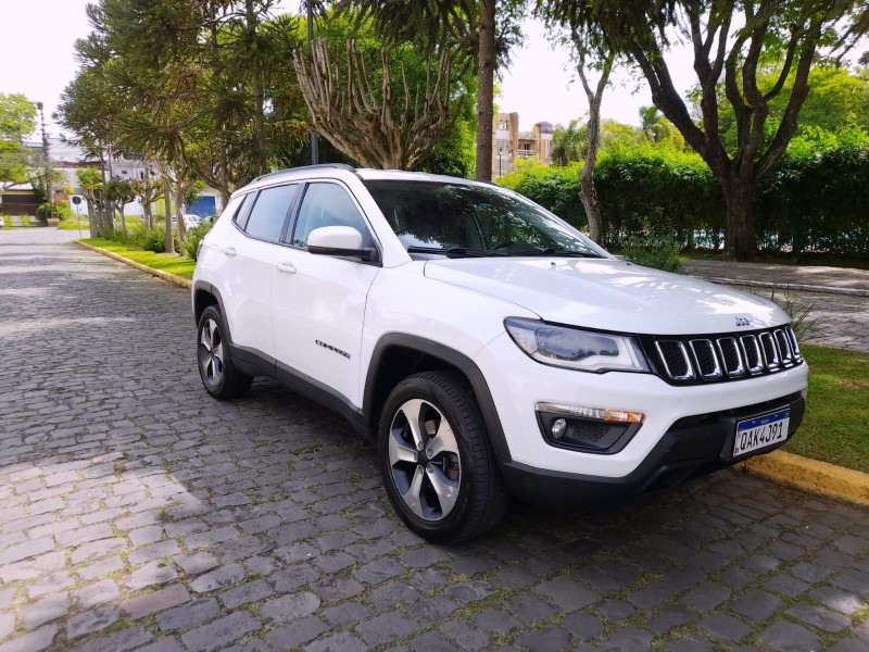 COMPASS 2.0 TRAILHAWK TD350 TURBO DIESEL 4X4 4P AUTOMÁTICO - 2018 - FARROUPILHA