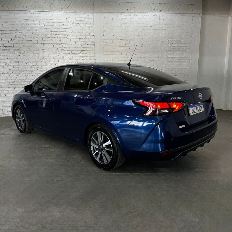 VERSA 1.6 ADVANCE 16V FLEX 4P AUTOMÁTICO - 2023 - CAXIAS DO SUL