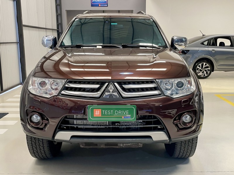 PAJERO DAKAR 3.2 4X4 16V 7 LUGARES TURBO INTERCOOLER DIESEL 4P AUTOMÁTICO - 2015 - SANTA CRUZ DO SUL