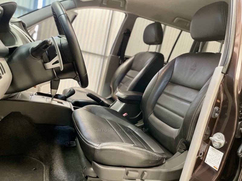 PAJERO DAKAR 3.2 4X4 16V 7 LUGARES TURBO INTERCOOLER DIESEL 4P AUTOMÁTICO - 2015 - SANTA CRUZ DO SUL