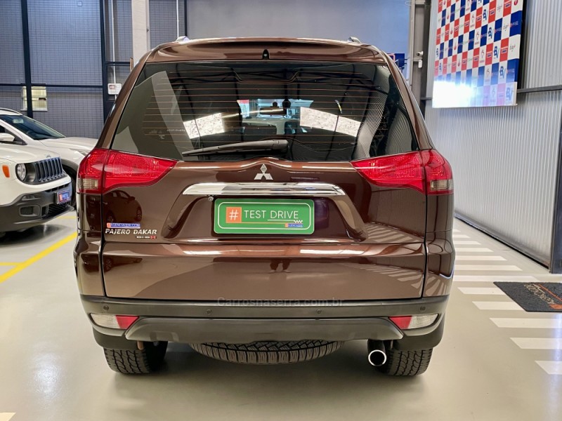 PAJERO DAKAR 3.2 4X4 16V 7 LUGARES TURBO INTERCOOLER DIESEL 4P AUTOMÁTICO - 2015 - SANTA CRUZ DO SUL