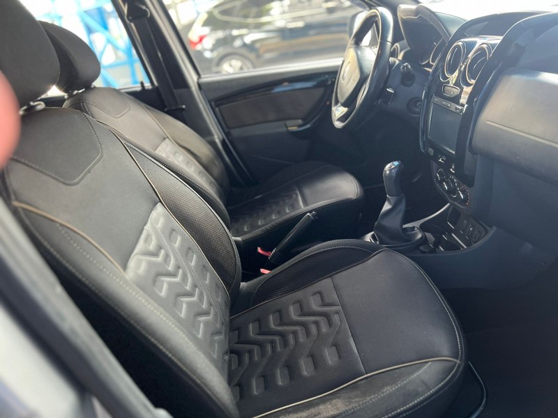 DUSTER 1.6 DYNAMIQUE 4X2 16V FLEX 4P MANUAL - 2018 - CAXIAS DO SUL