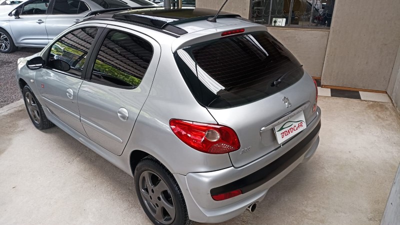 207 1.4 QUIKSILVER 8V FLEX 4P MANUAL - 2011 - CAXIAS DO SUL