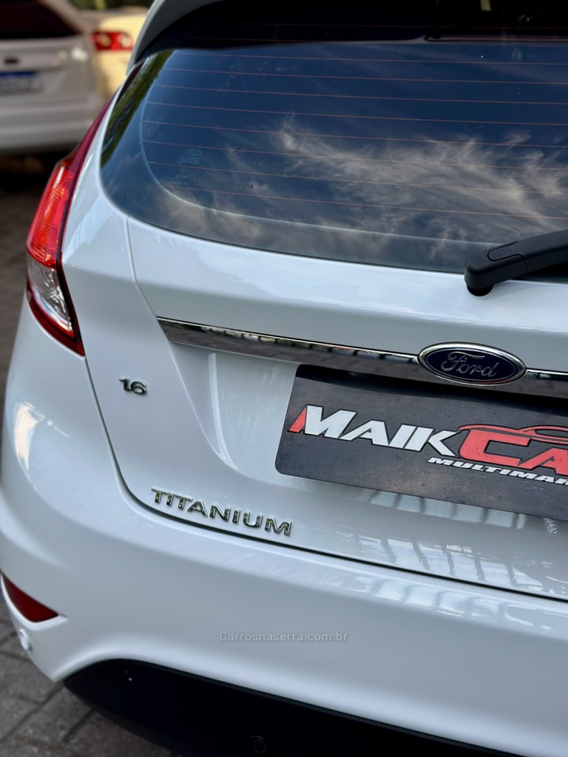 FIESTA 1.6 TITANIUM HATCH 16V FLEX 4P MANUAL - 2015 - ESTâNCIA VELHA