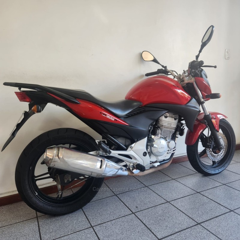 CB 300R  - 2010 - FARROUPILHA