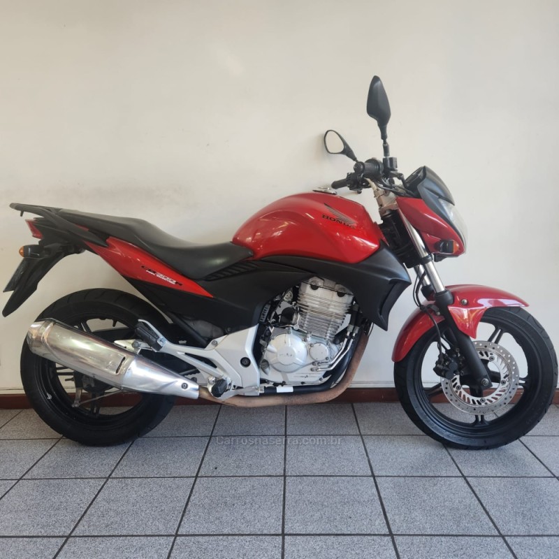 CB 300R  - 2010 - FARROUPILHA
