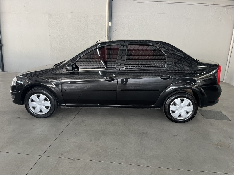 LOGAN 1.6 EXPRESSION 8V FLEX 4P MANUAL - 2013 - CAXIAS DO SUL